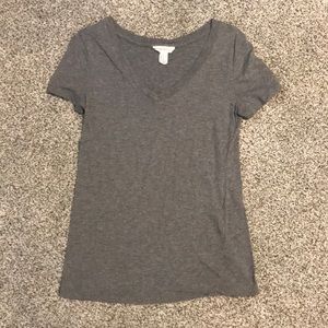Forever 21 v-neck tee
